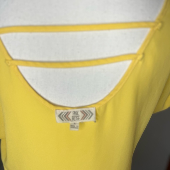 Pink Rose, yellow polyester sheer top, high low hem, size large, - Picture 5 of 6